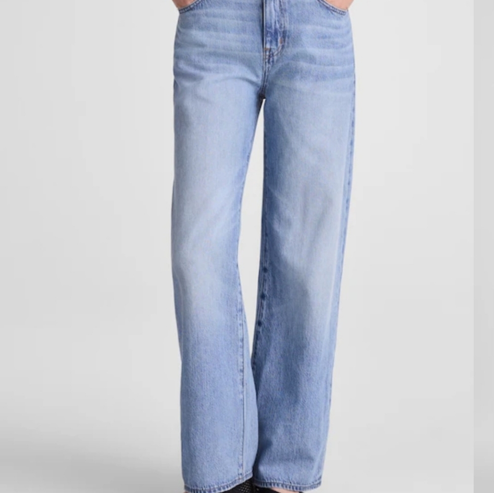 Madewell Perfect Vintage Wide-Leg Airy Denim — NWOT — Size 27
Description: